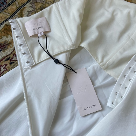 Cinq a sept NWT Dress sz 10 - Picture 16 of 16